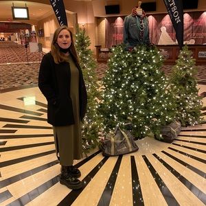 Meet your Posher, Shanley